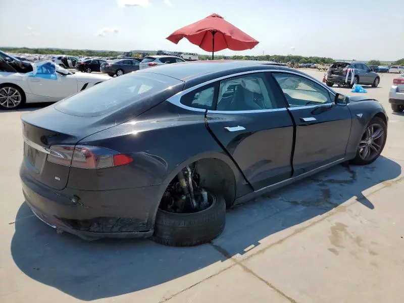 2015 TESLA MODEL S 85  