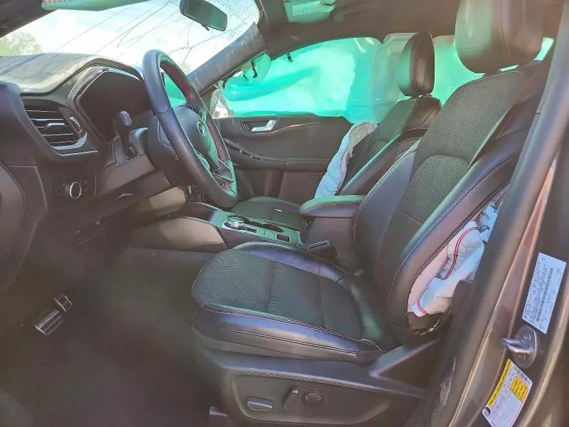 2023 FORD ESCAPE ST LINE  