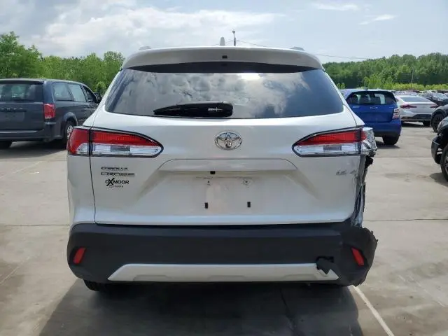 2023 TOYOTA COROLLA CROSS LE  
