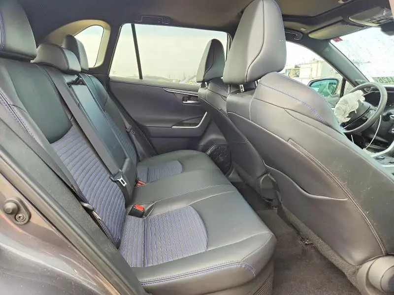 2024 TOYOTA RAV4 XSE  