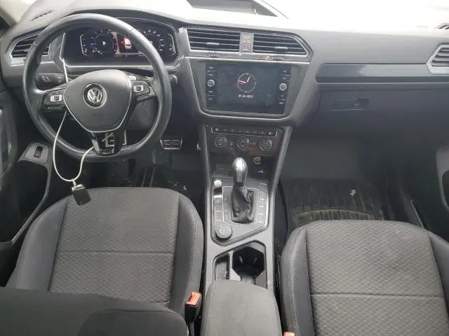 2021 VOLKSWAGEN TIGUAN SE  