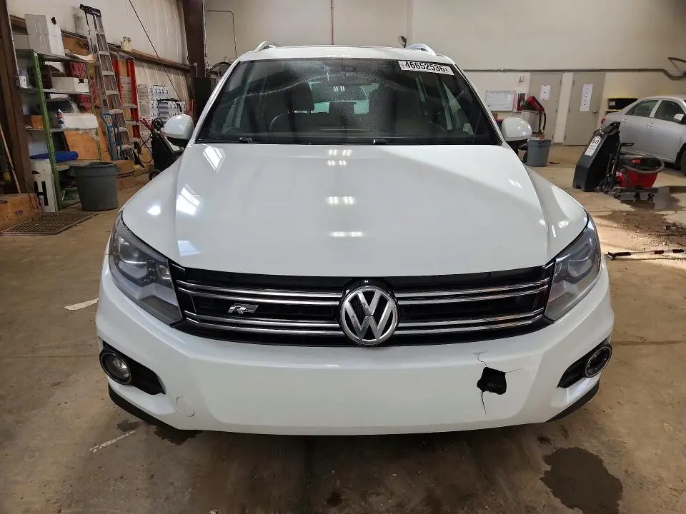 2014 VOLKSWAGEN TIGUAN S  