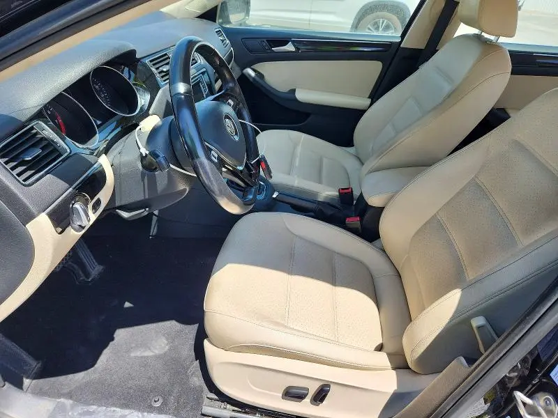 2017 VOLKSWAGEN JETTA SEL  