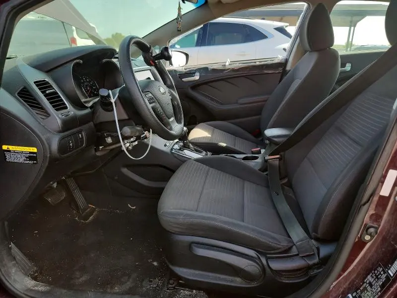 2018 KIA FORTE LX  