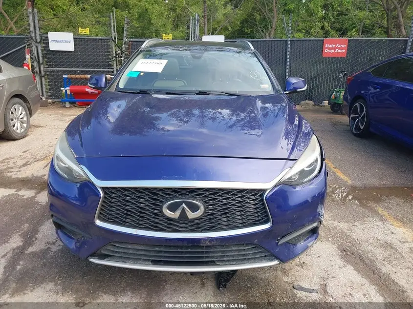 2019 INFINITI QX30 LUXE