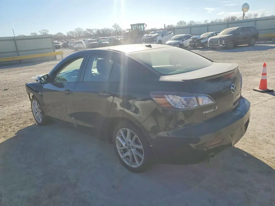 2013 MAZDA 3 S  