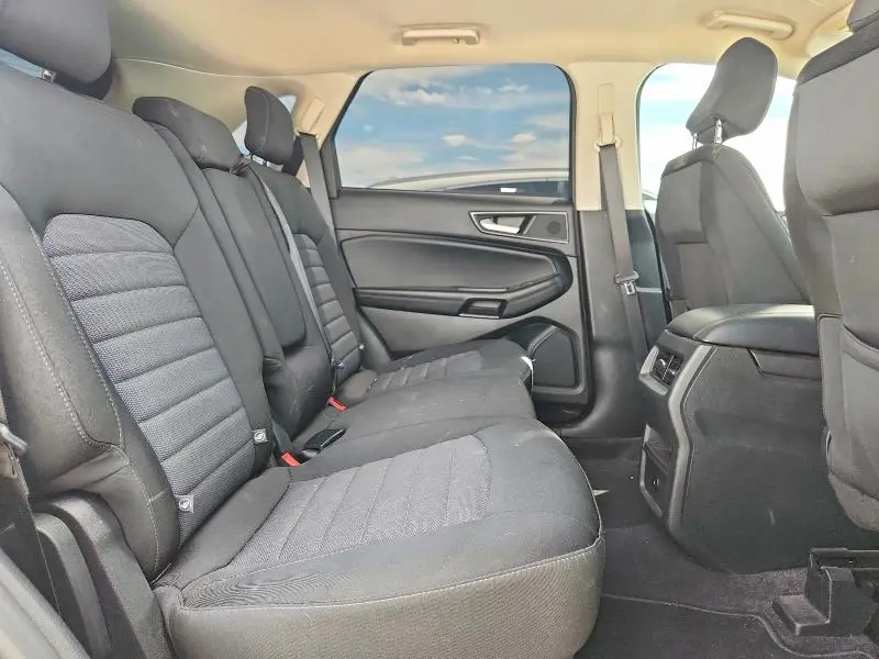 2022 FORD EDGE SE  