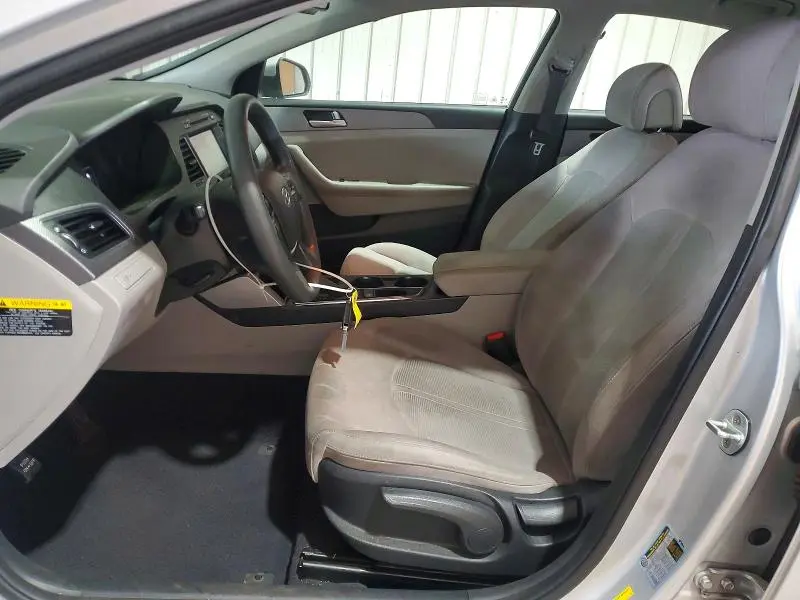 2017 HYUNDAI SONATA SE  