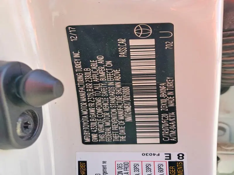 2018 TOYOTA C-HR XLE  
