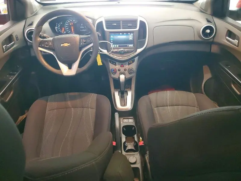 2020 CHEVROLET SONIC LT  