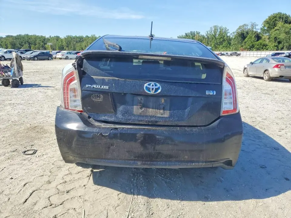 2014 TOYOTA PRIUS THREE  