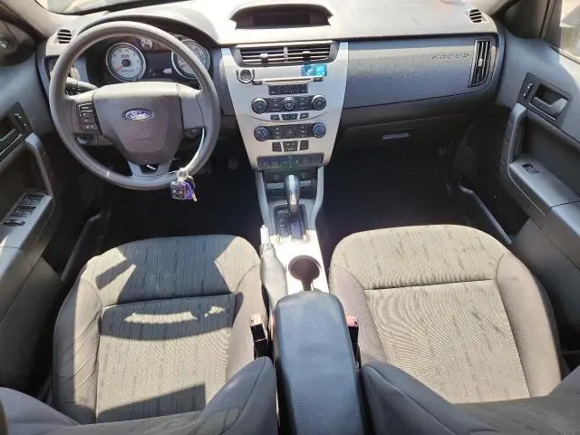 2011 FORD FOCUS SE  