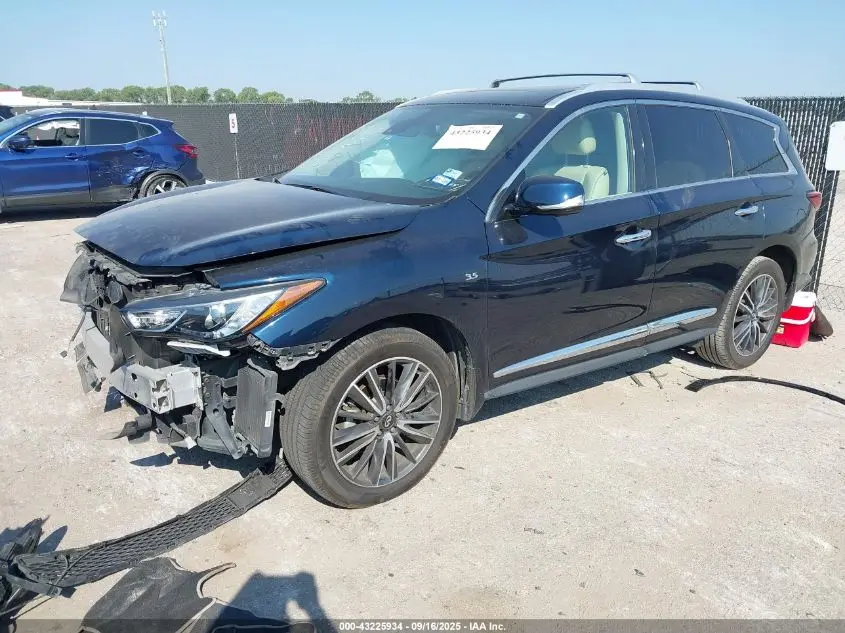 2019 INFINITI QX60 LUXE
