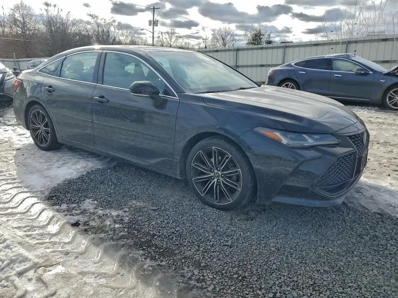 2020 TOYOTA AVALON TOURING  