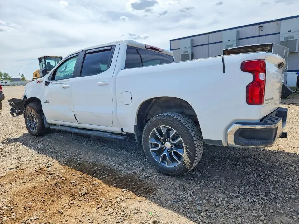 2024 CHEVROLET SILVERADO K1500 LT  