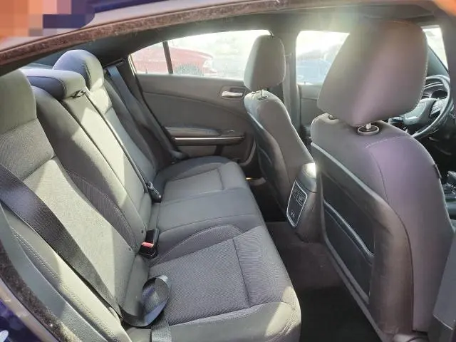 2015 DODGE CHARGER SE  