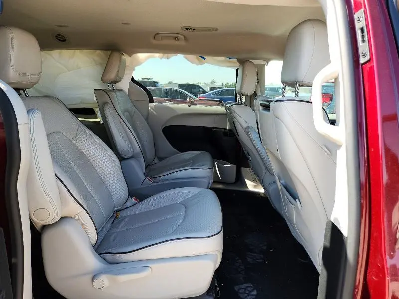 2017 CHRYSLER PACIFICA EHYBRID PLATINUM  