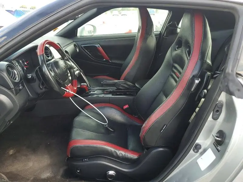 2016 NISSAN GT-R BLACK EDITION  