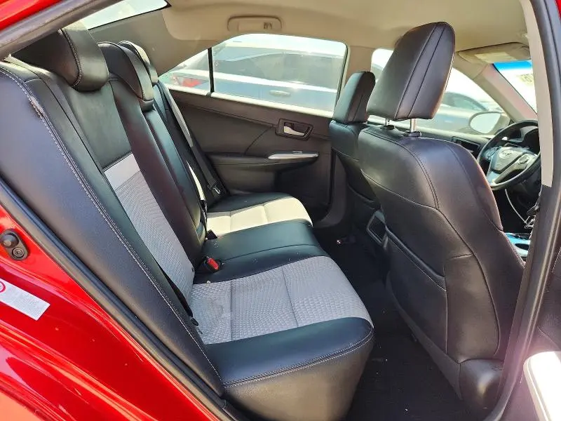 2013 TOYOTA CAMRY SE  