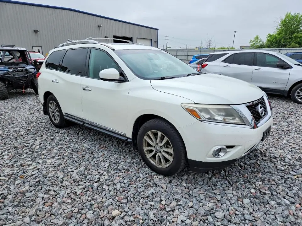 2015 NISSAN PATHFINDER SL  