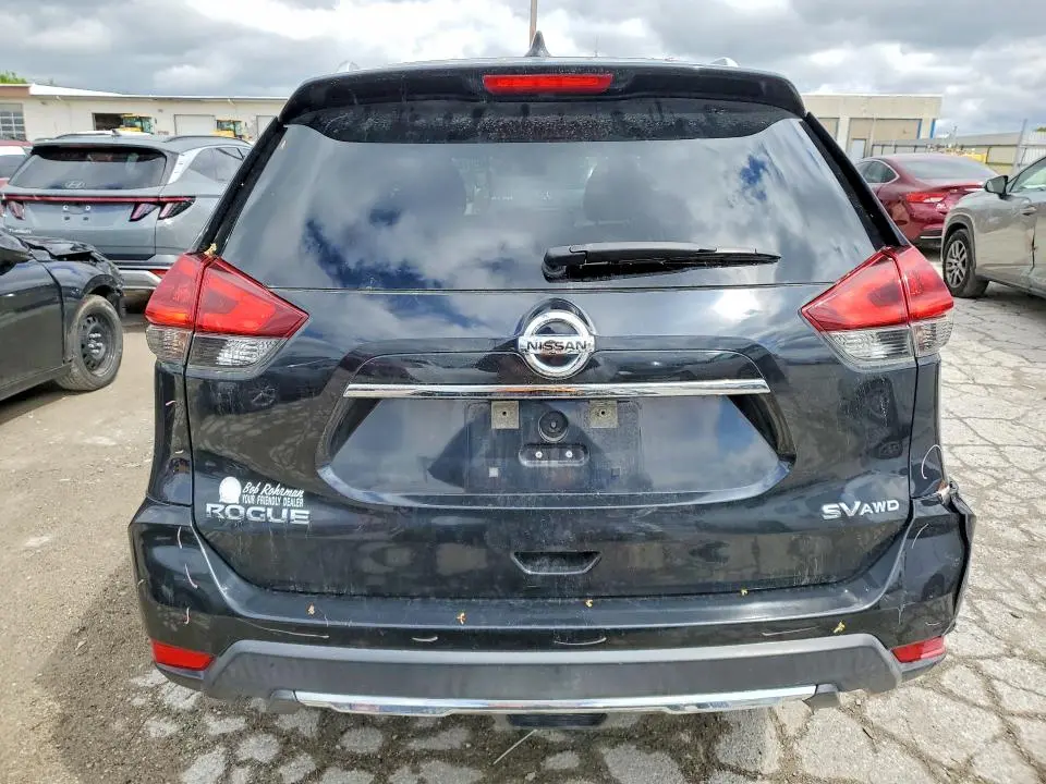 2018 NISSAN ROGUE SV  