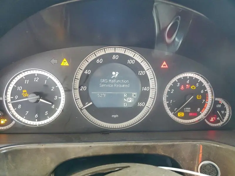 2010 MERCEDES-BENZ E 550  