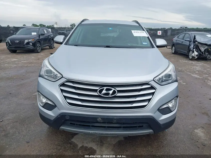 2016 HYUNDAI SANTA FE SE