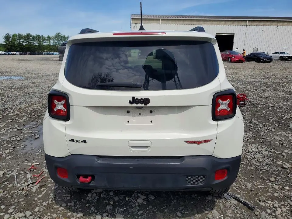2023 JEEP RENEGADE TRAILHAWK  