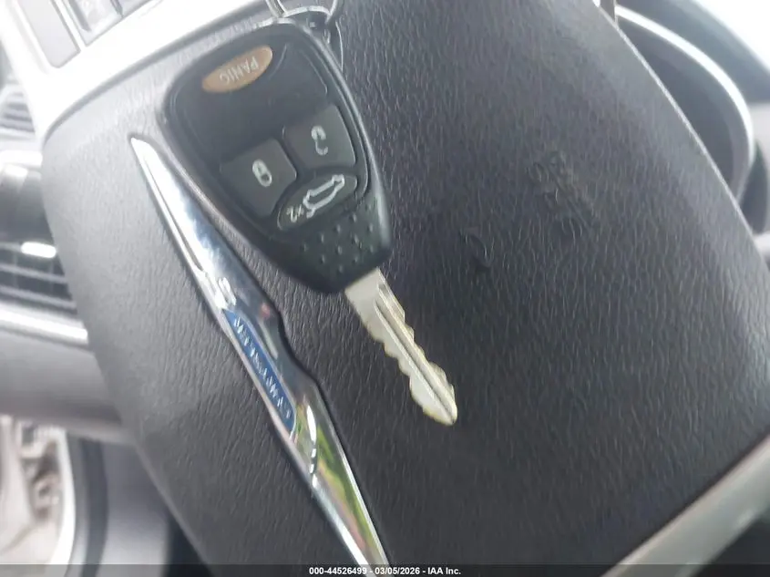 2011 CHRYSLER 200 TOURING