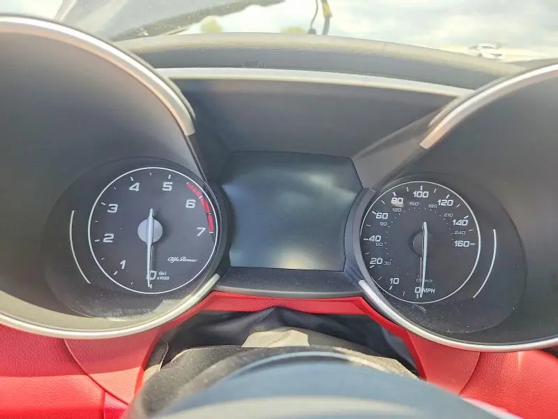 2021 ALFA ROMEO GIULIA TI  