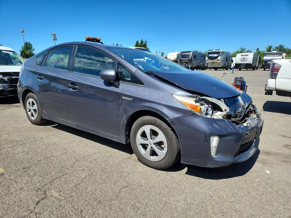 2013 TOYOTA PRIUS TWO  