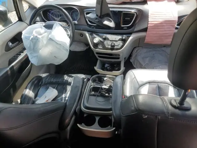 2017 CHRYSLER PACIFICA TOURING L  