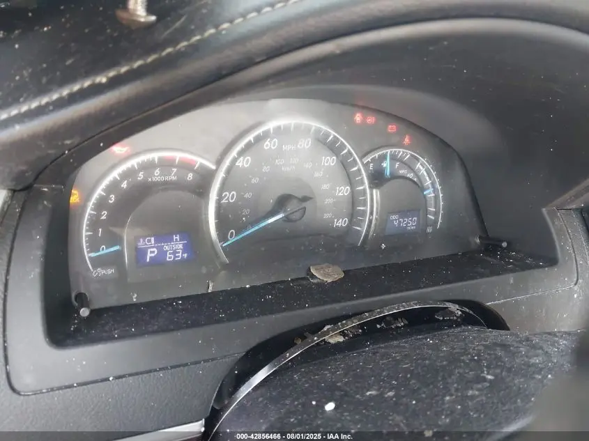 2013 TOYOTA CAMRY XLE