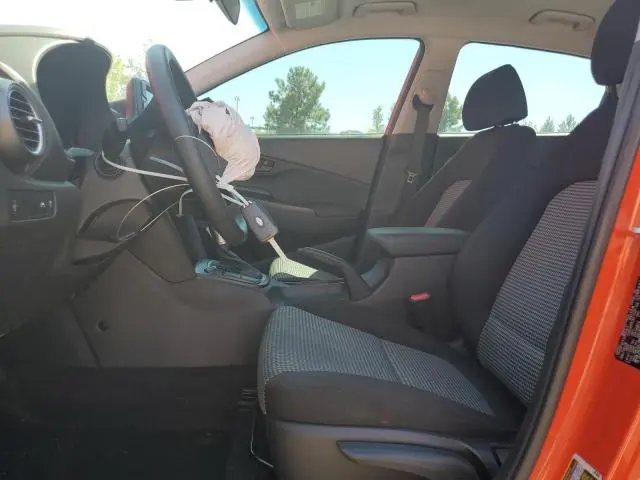 2020 HYUNDAI KONA SE  