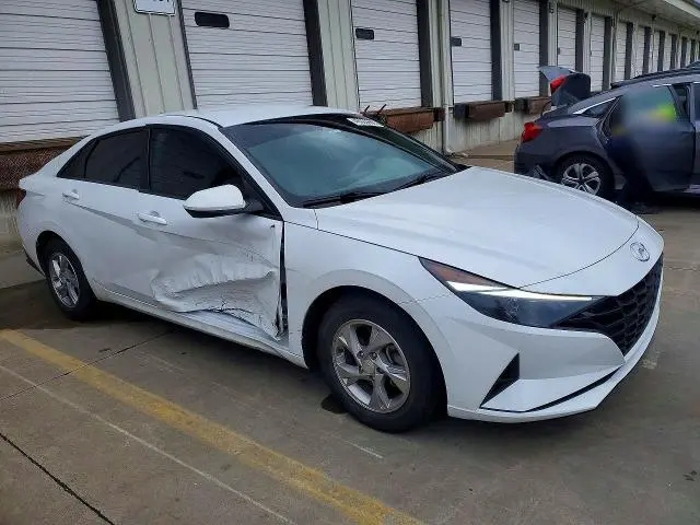 2021 HYUNDAI ELANTRA SE  