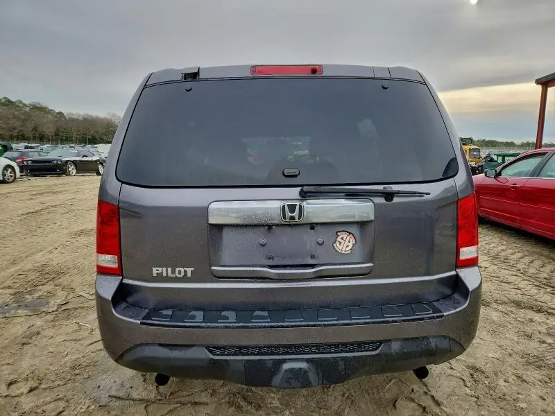 2015 HONDA PILOT LX  