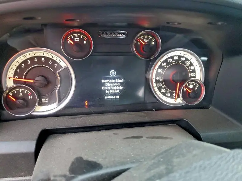 2014 RAM 1500 SLT  