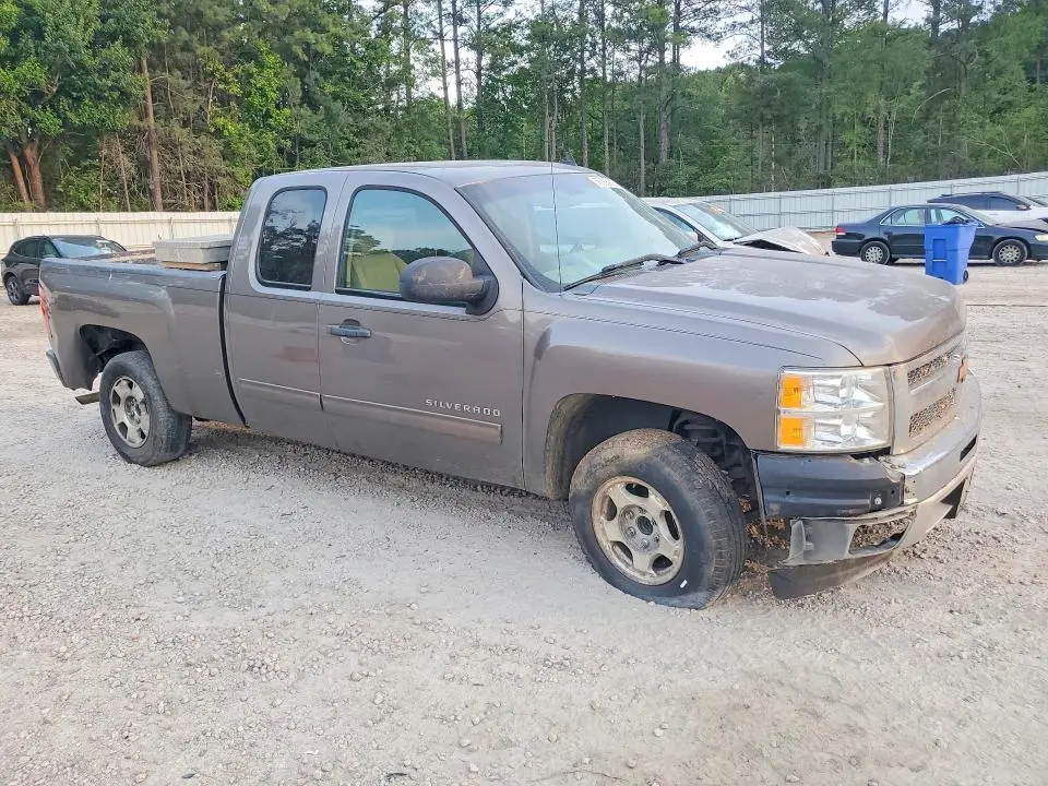 2013 CHEVROLET SILVERADO C1500 LT  