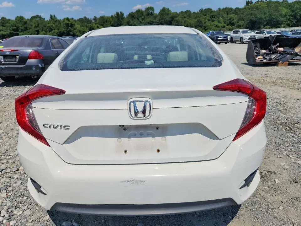 2018 HONDA CIVIC LX  