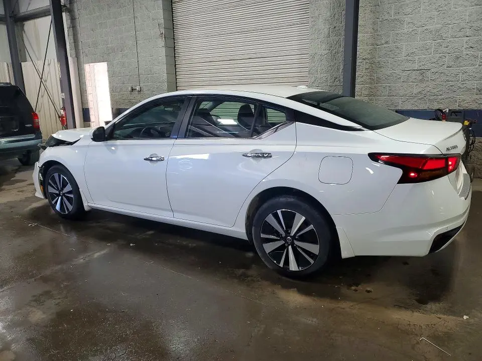 2022 NISSAN ALTIMA 2.5 SV  