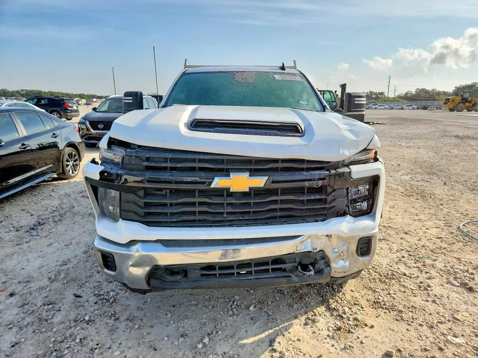 2024 CHEVROLET SILVERADO C2500 HEAVY DUTY  