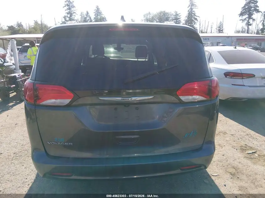 2021 CHRYSLER VOYAGER LXI