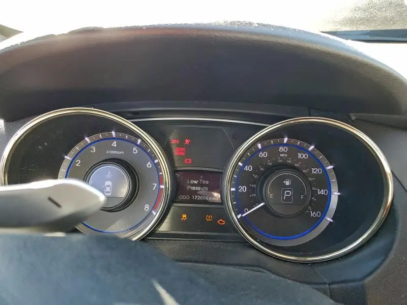 2013 HYUNDAI SONATA SE  