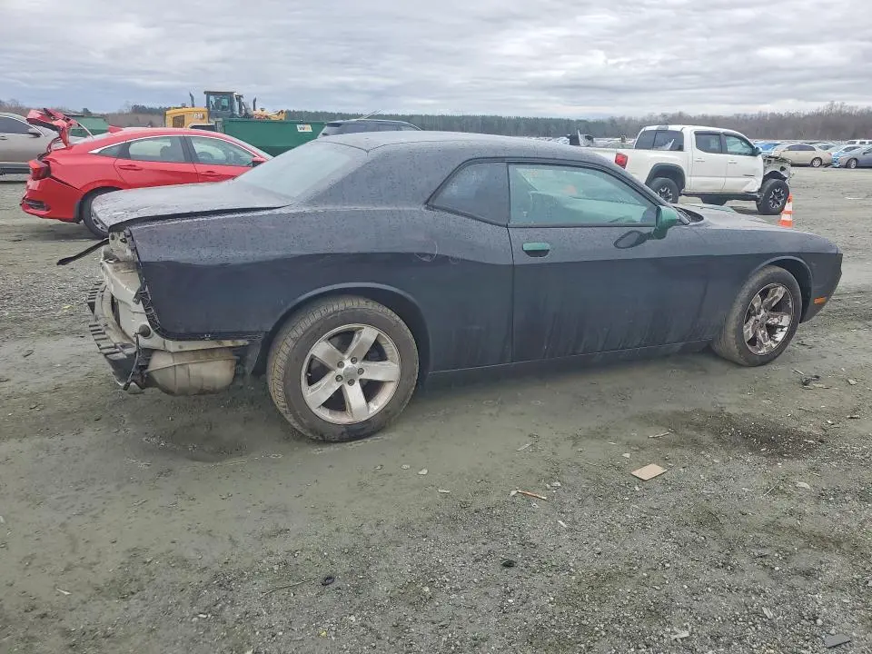 2012 DODGE CHALLENGER SXT  
