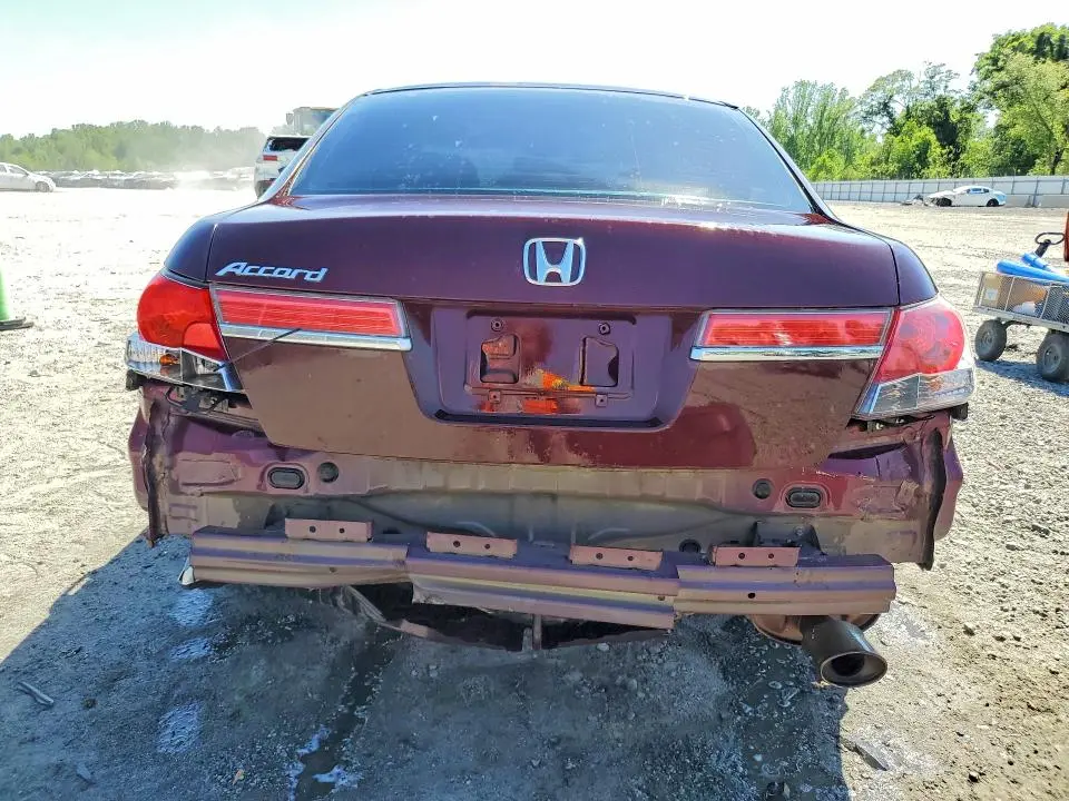 2011 HONDA ACCORD LX  