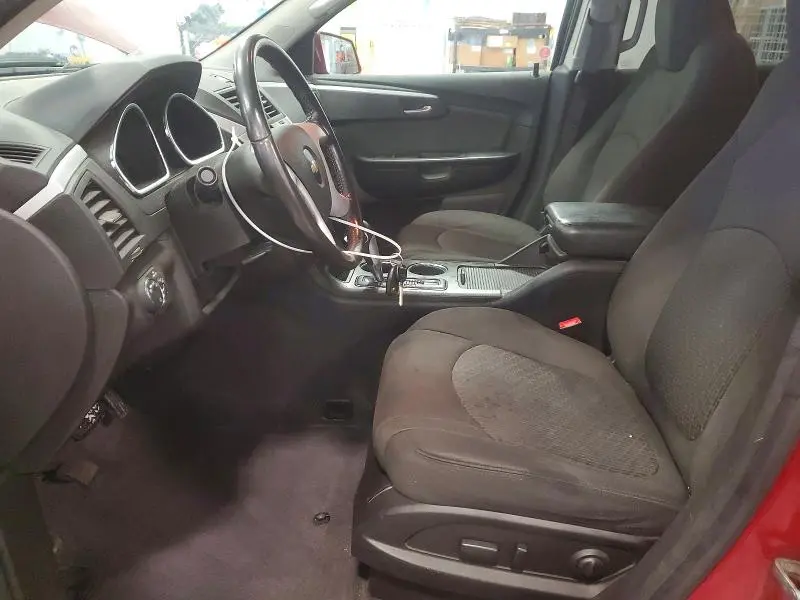 2012 CHEVROLET TRAVERSE LT  