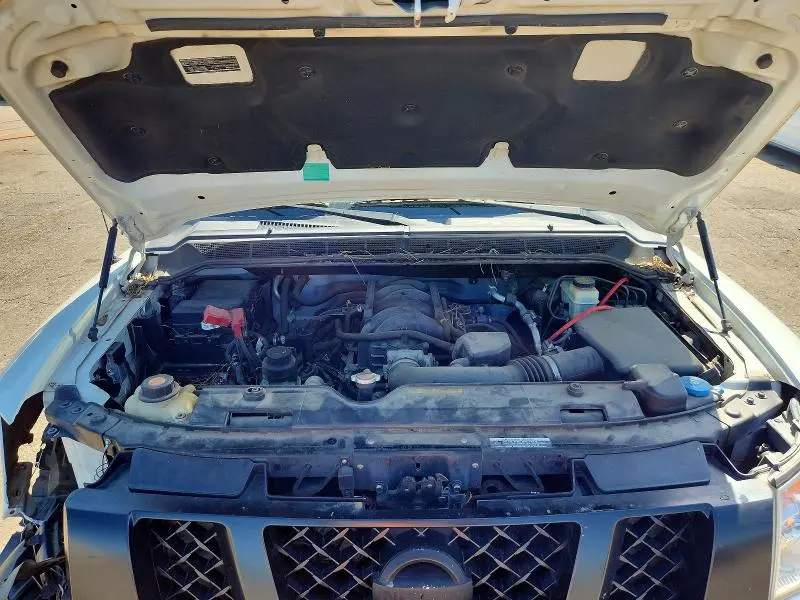 2015 NISSAN TITAN S  