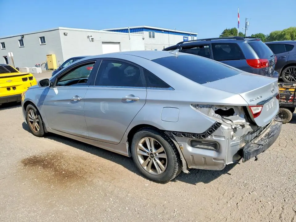 2012 HYUNDAI SONATA GLS  
