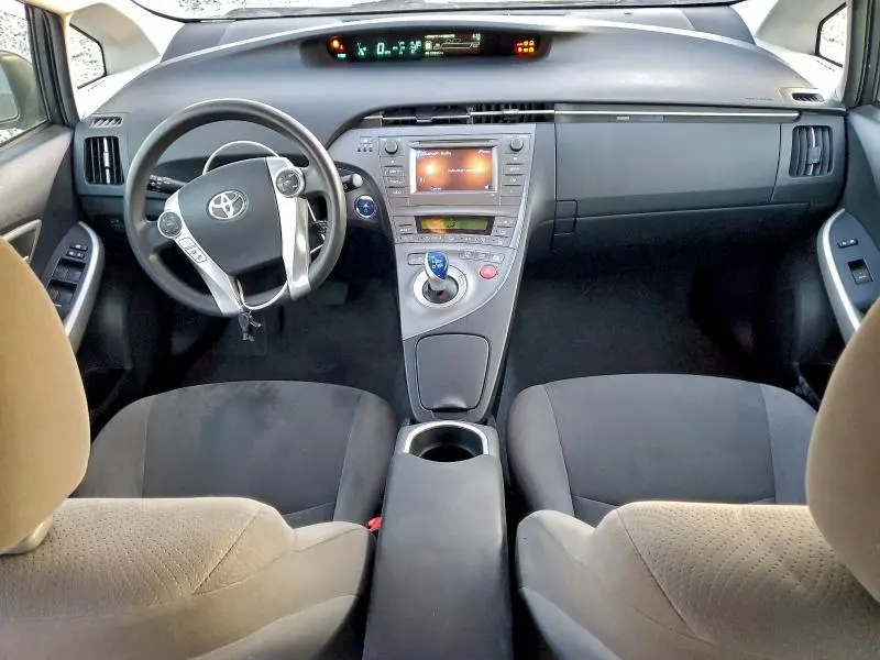 2013 TOYOTA PRIUS   