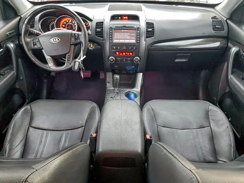 2013 KIA SORENTO SX  